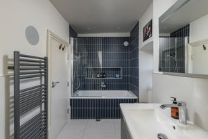 Photo 23- click for photo gallery